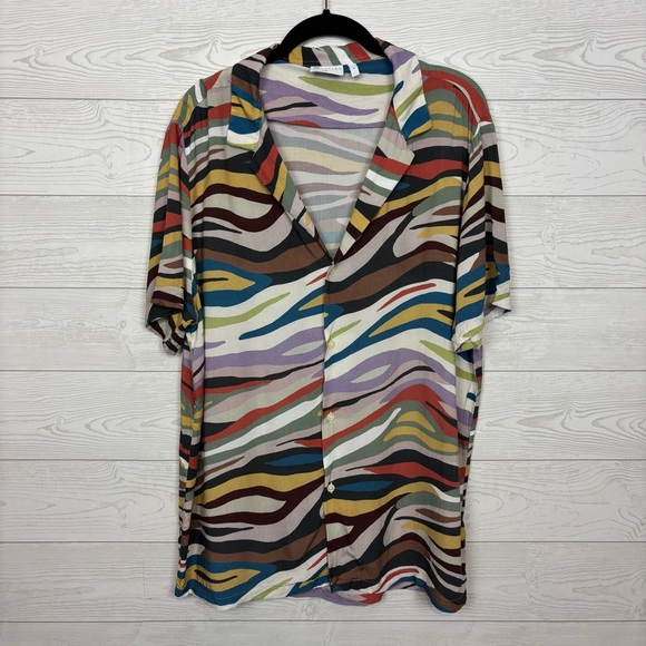 ASOS Tops - ASOS DESIGN MULTICOLOR BUTTON DOWN SHORT SLEEVE SIZE XL